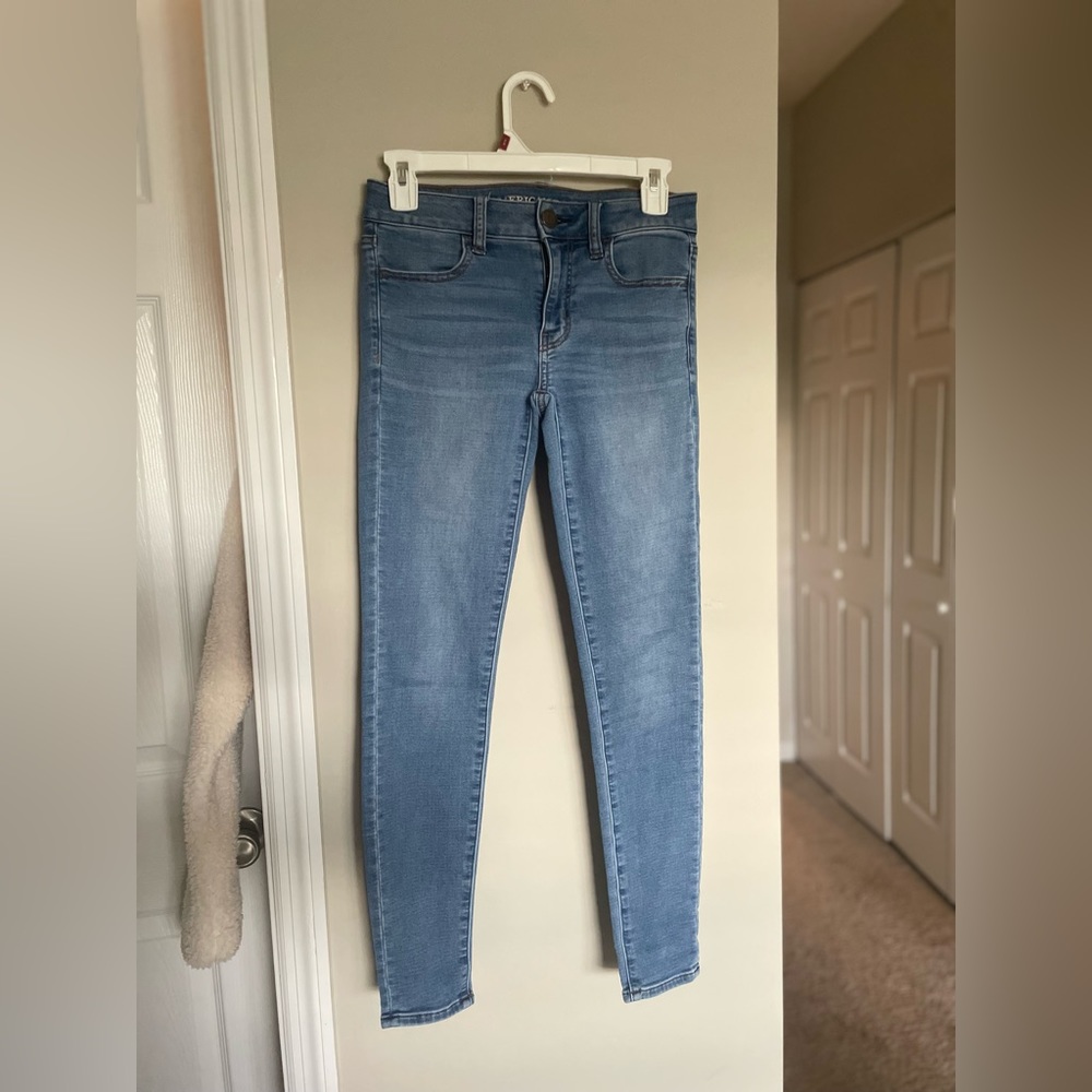 American eagle super stretch X (size 2) jeans